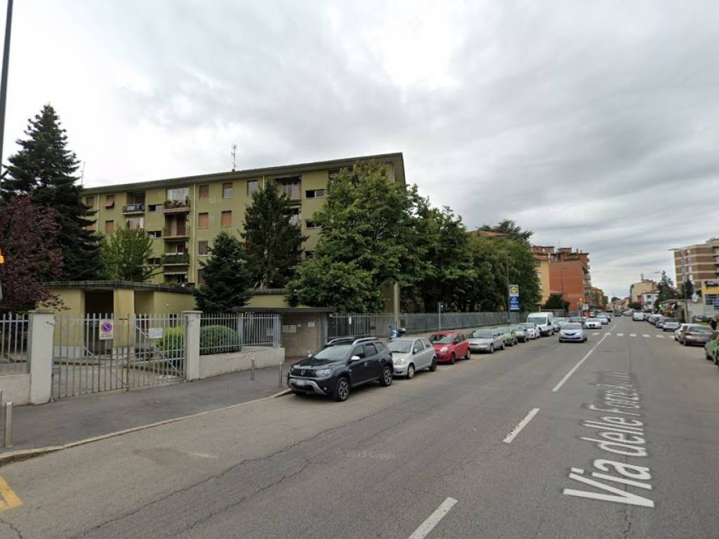 appartamento in vendita a Milano in zona Baggio