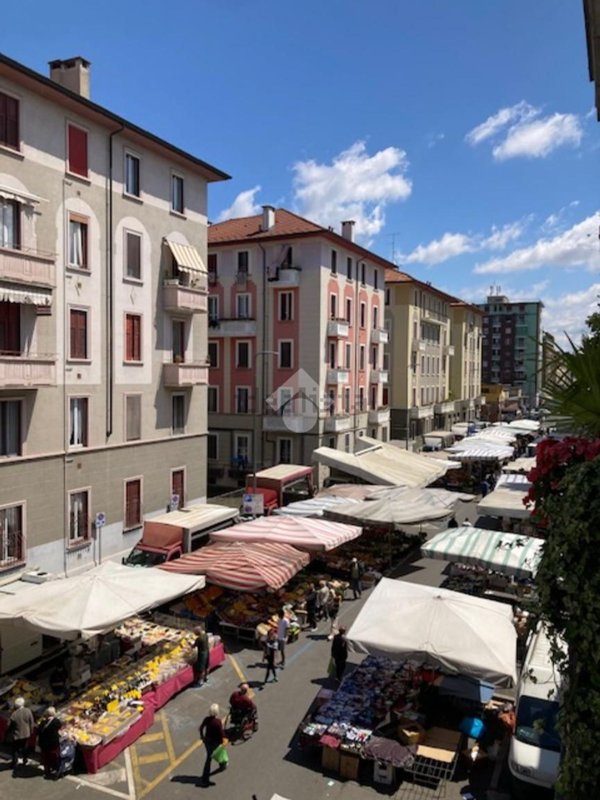 appartamento in vendita a Milano in zona Stadera