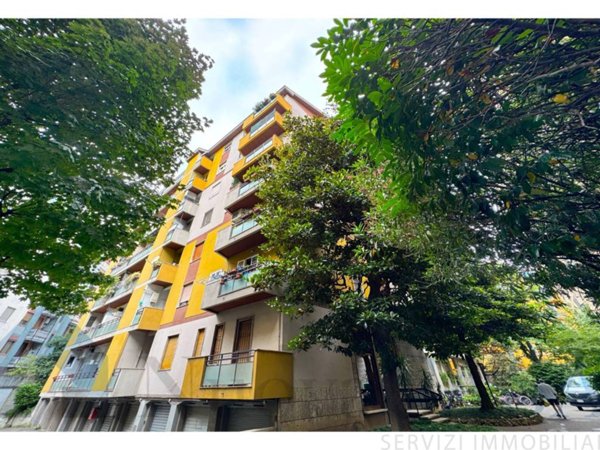 appartamento in vendita a Milano in zona Piazzale Lodi