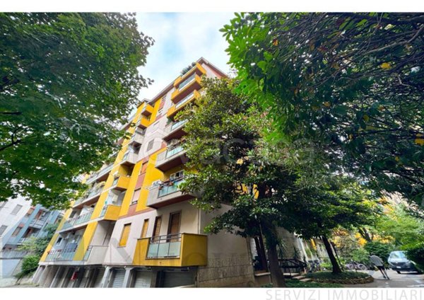 appartamento in vendita a Milano in zona Piazzale Lodi