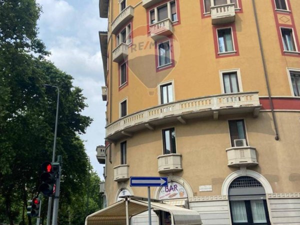 negozio in vendita a Milano in zona Maggiolina