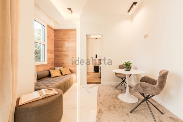 appartamento in vendita a Milano in zona Porta Venezia