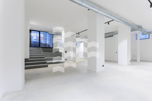 negozio in vendita a Milano in zona Porta Venezia