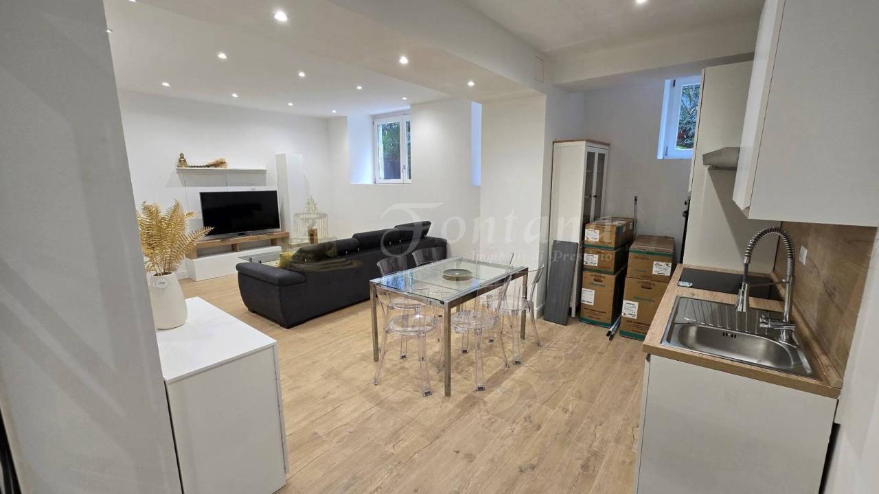 appartamento in vendita a Milano in zona Lorenteggio