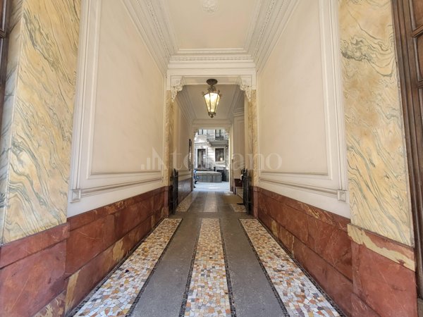 casa indipendente in vendita a Milano in zona Centro Storico