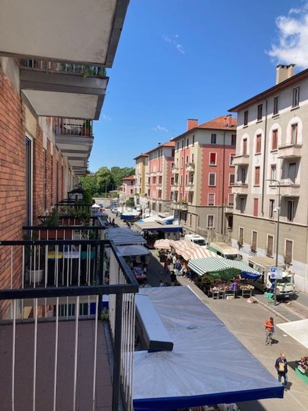 appartamento in vendita a Milano in zona Stadera