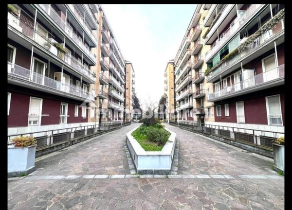 appartamento in vendita a Milano in zona Ortica