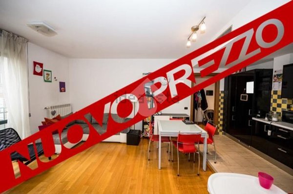 appartamento in vendita a Milano in zona Porta Genova