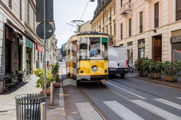 ufficio in vendita a Milano in zona Porta Venezia