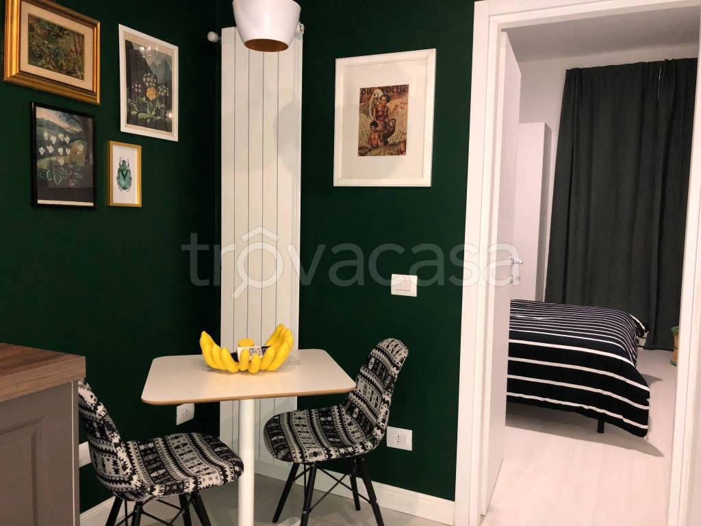 appartamento in vendita a Milano in zona Bocconi