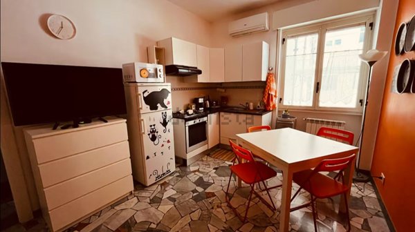 appartamento in vendita a Milano in zona Lorenteggio