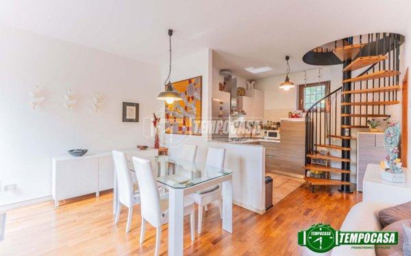 appartamento in vendita a Milano in zona Quarto Cagnino