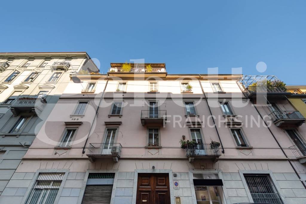 appartamento in vendita a Milano in zona Porta Venezia