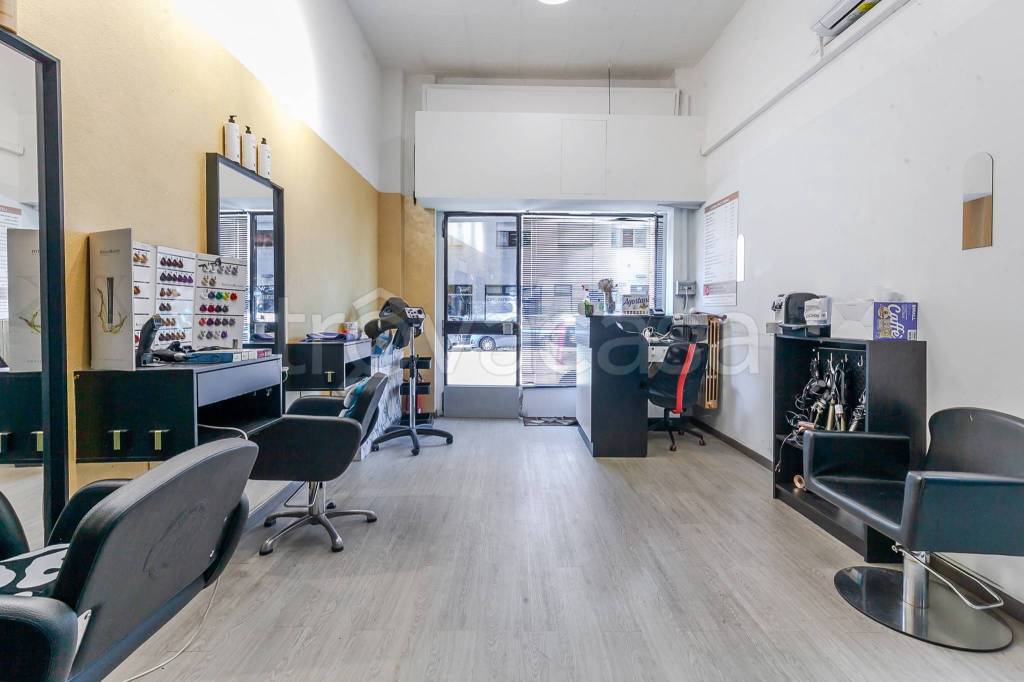 negozio in vendita a Milano