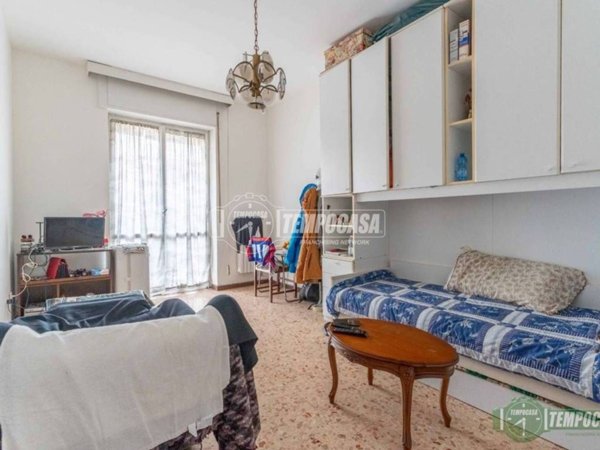 appartamento in vendita a Milano in zona Famagosta