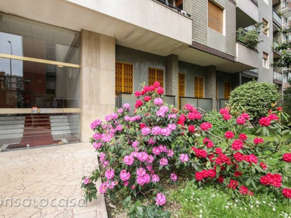 appartamento in vendita a Milano in zona San Siro