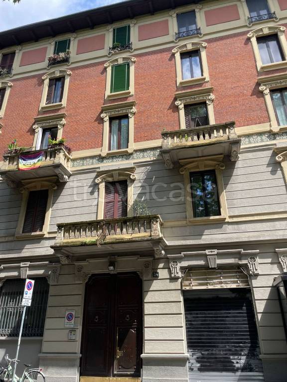 appartamento in vendita a Milano in zona Porta Romana