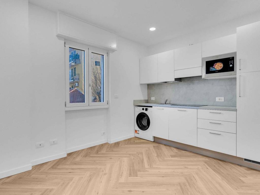 appartamento in vendita a Milano in zona Famagosta
