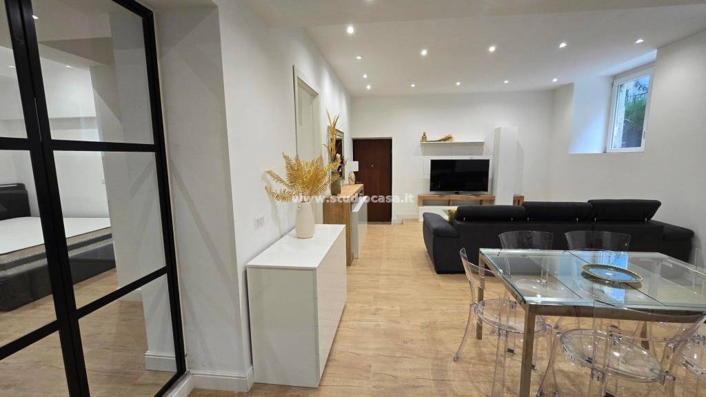 appartamento in vendita a Milano in zona Solari