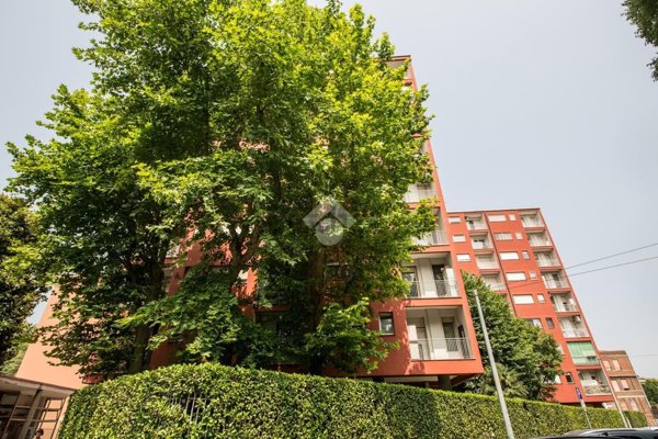 appartamento in vendita a Milano in zona Corvetto