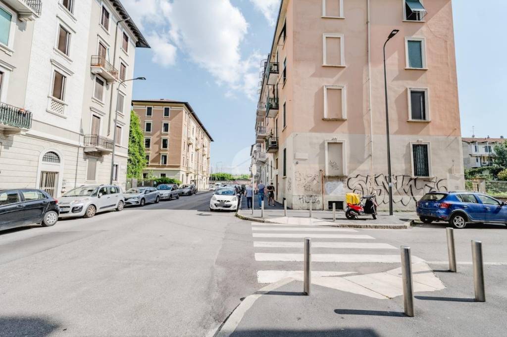 appartamento in vendita a Milano in zona Lambrate