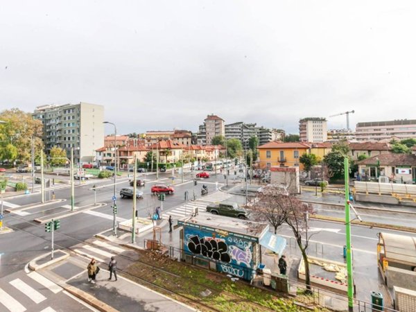 appartamento in vendita a Milano in zona Isola