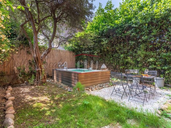 appartamento in vendita a Milano in zona Isola