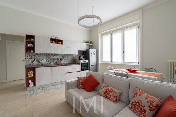 appartamento in vendita a Milano in zona Loreto