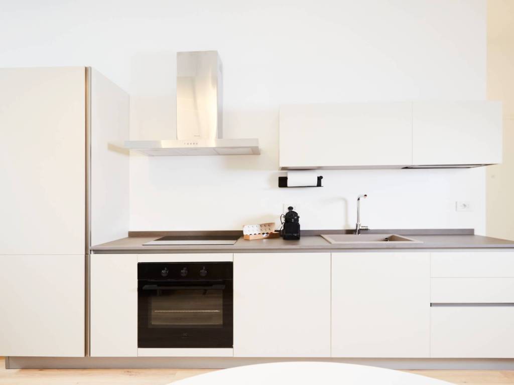 appartamento in vendita a Milano in zona Famagosta