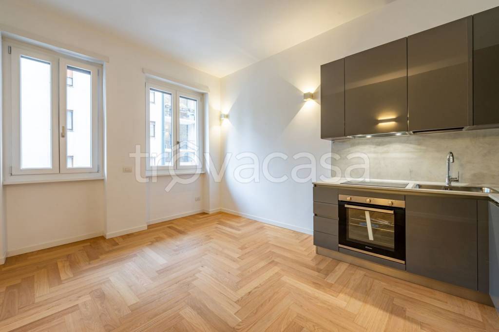 appartamento in vendita a Milano in zona Solari