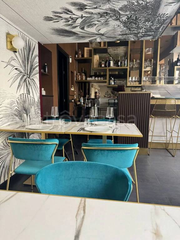 negozio in vendita a Milano in zona Porta Romana