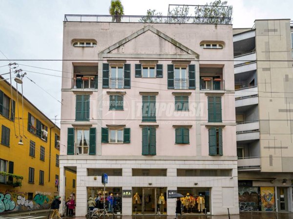 appartamento in vendita a Milano in zona Porta Ticinese