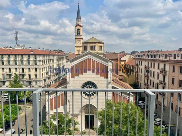 appartamento in vendita a Milano in zona XXII Marzo