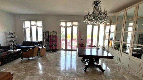 appartamento in vendita a Milano in zona Vigentino