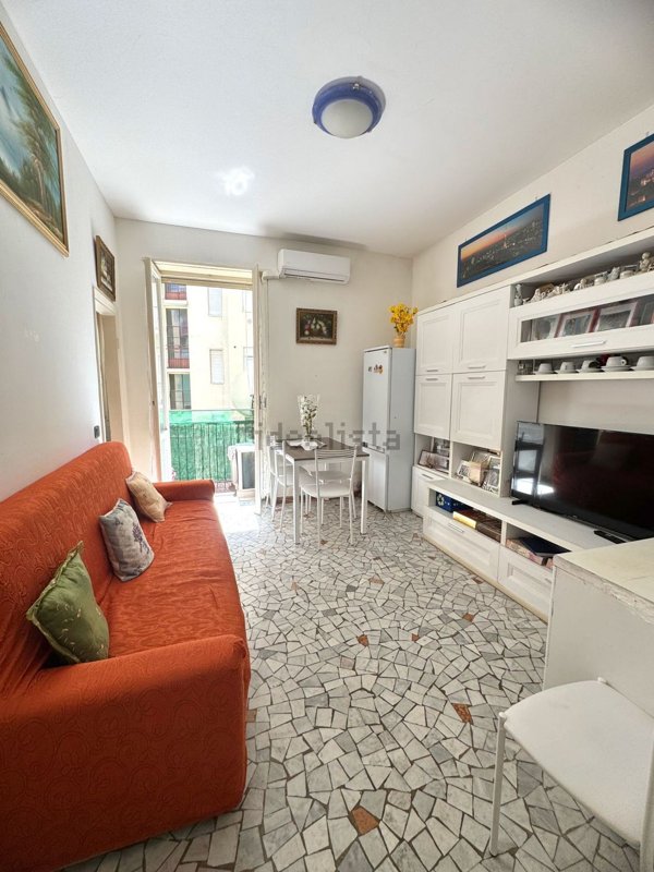 appartamento in vendita a Milano in zona Porta Genova