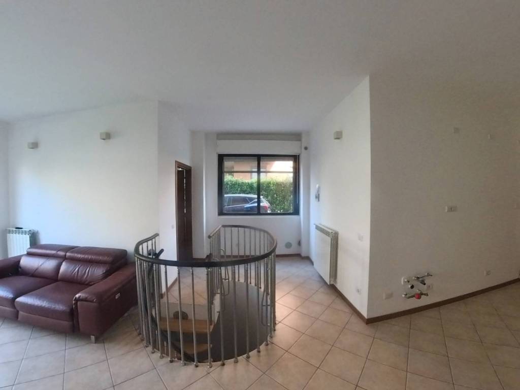 appartamento in vendita a Milano in zona Affori