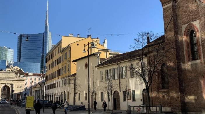 negozio in vendita a Milano in zona Porta Garibaldi