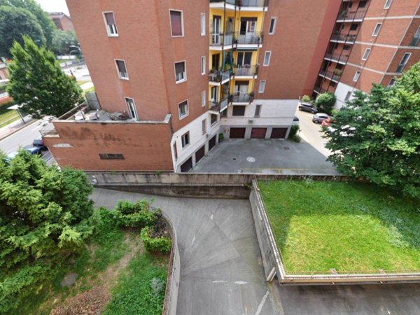 appartamento in vendita a Milano in zona Forlanini