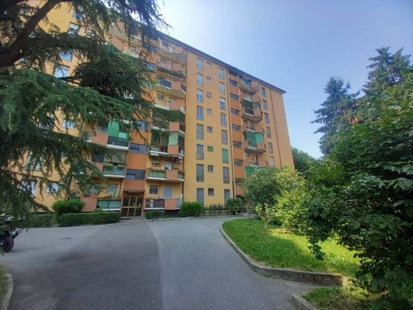 appartamento in vendita a Milano in zona Forlanini