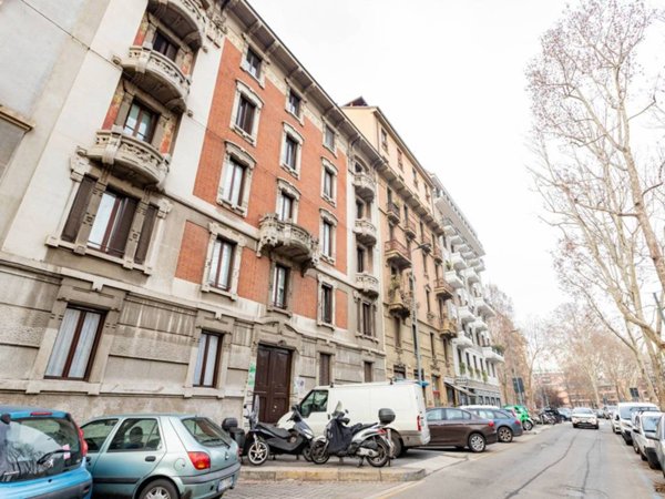 appartamento in vendita a Milano in zona Centro Direzionale