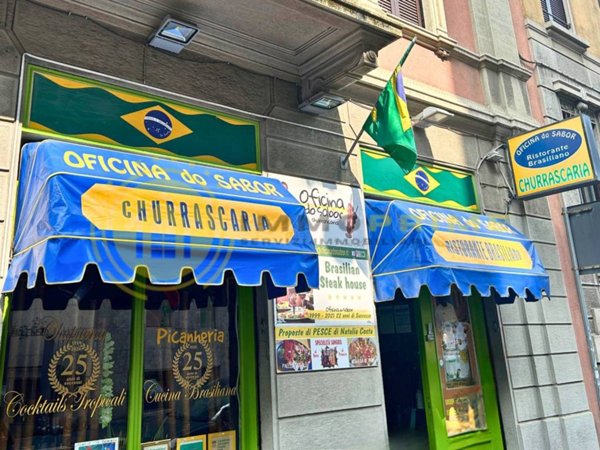 negozio in vendita a Milano in zona Porta Romana