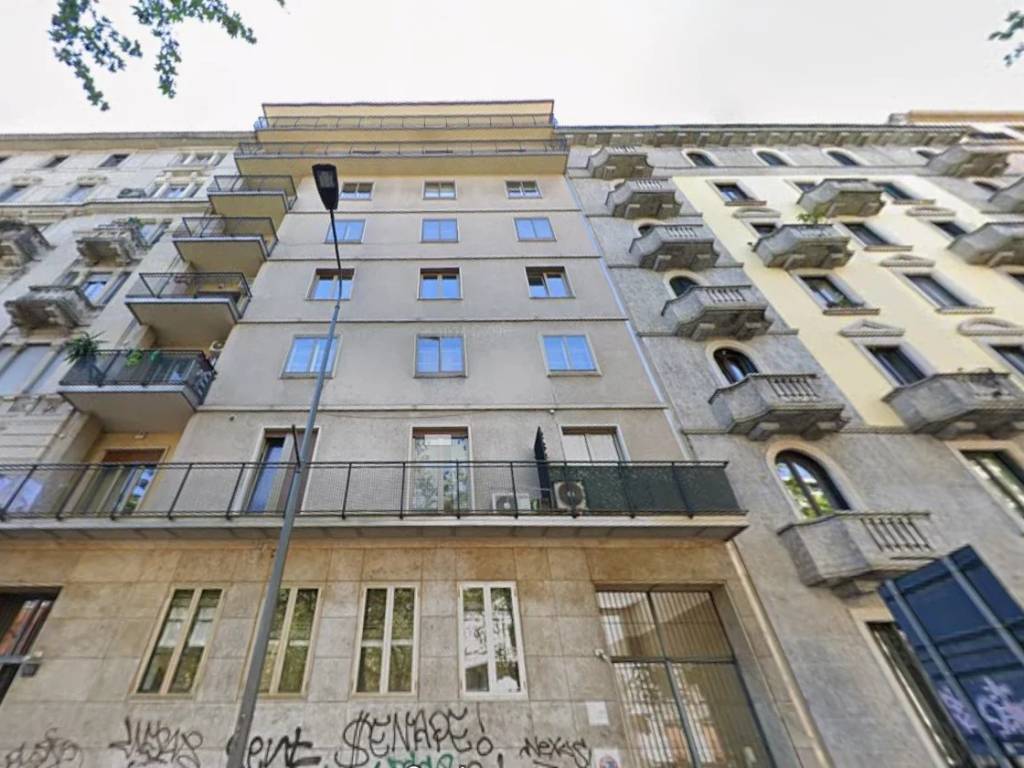 ufficio in vendita a Milano in zona Porta Venezia