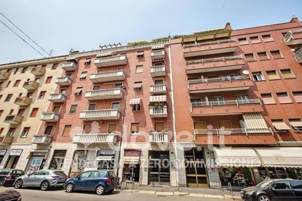 appartamento in vendita a Milano in zona Forze Armate