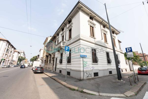 appartamento in vendita a Milano in zona Casoretto