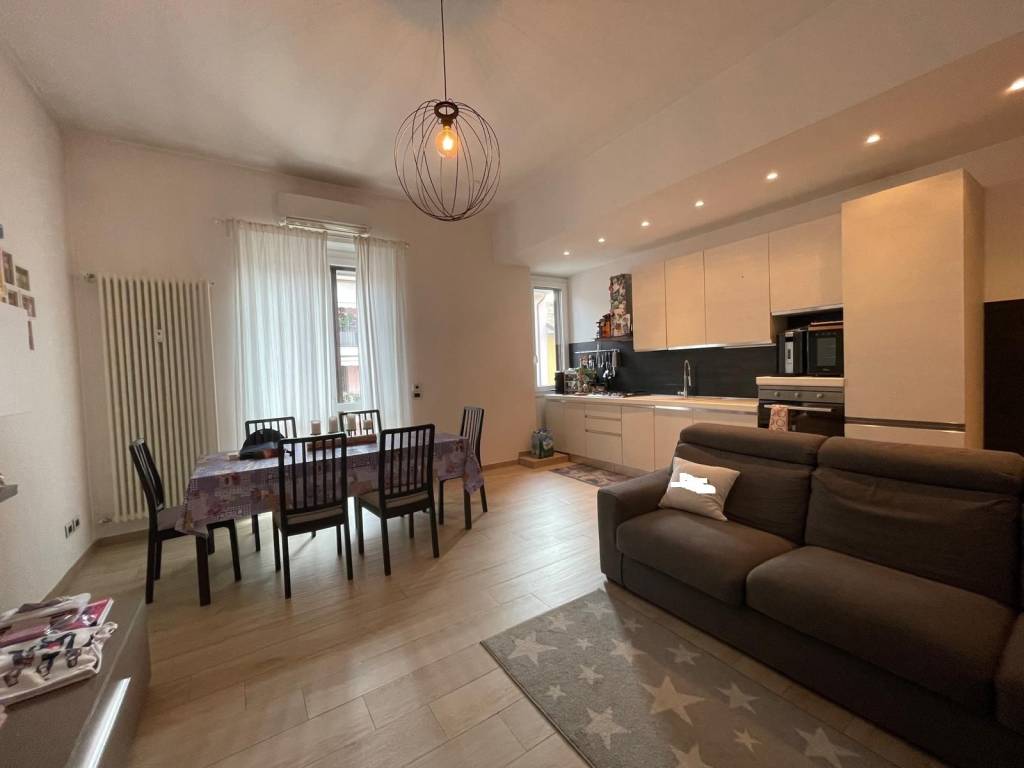 appartamento in vendita a Milano in zona Porta Romana