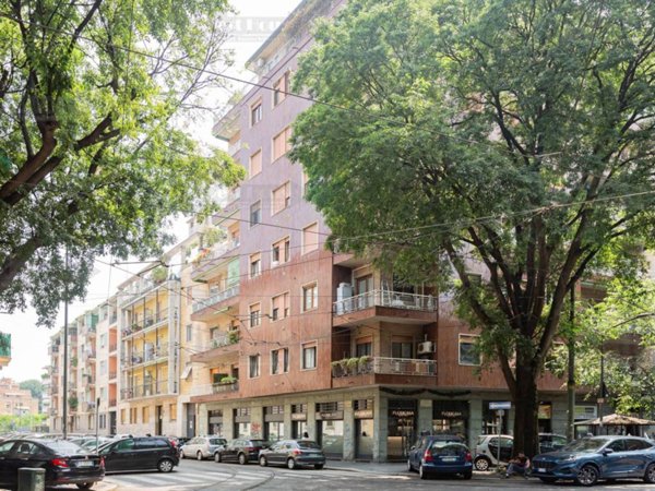 appartamento in vendita a Milano in zona Città Studi