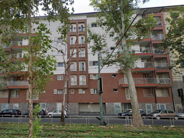 appartamento in vendita a Milano in zona Barona