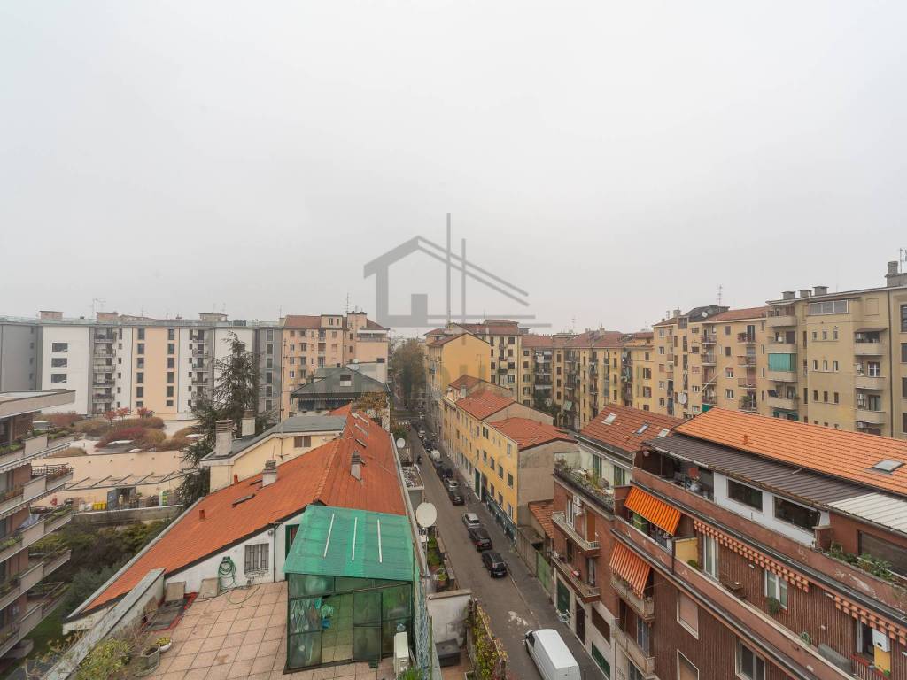 appartamento in vendita a Milano in zona Famagosta
