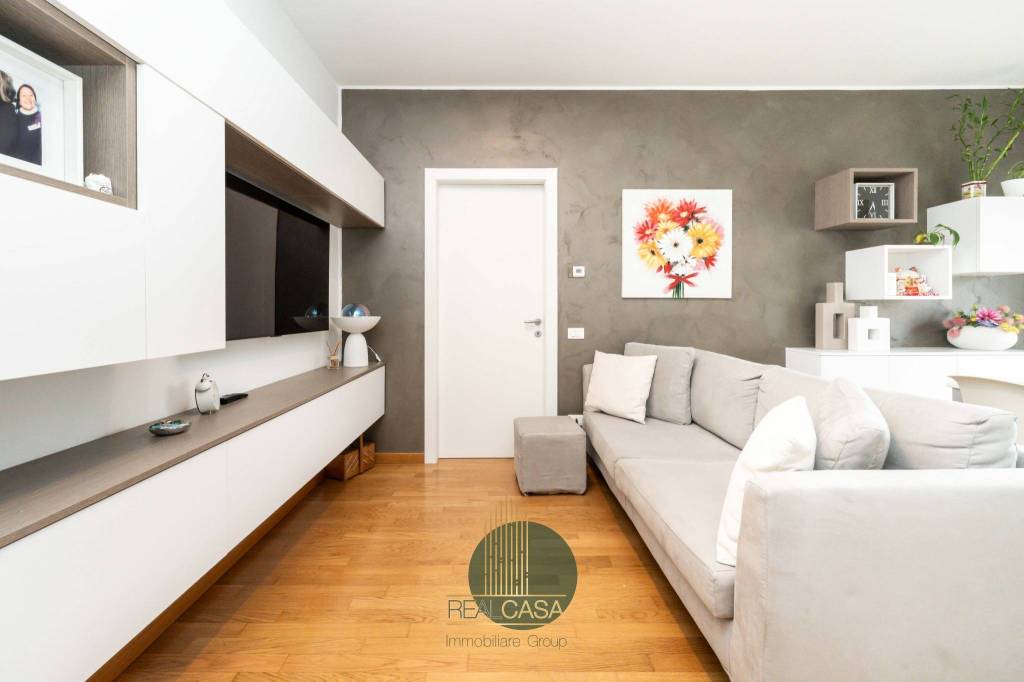 appartamento in vendita a Milano in zona Crescenzago