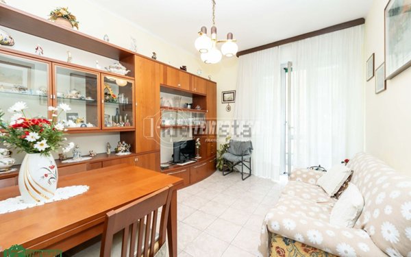 appartamento in vendita a Milano in zona Gorla